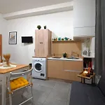 Small Studio For 3 In The Marais