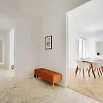 Chic Flat With Garden Terrace -4Br-12P - Trocadero