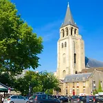 Authentic Flat Near Luxembourg Garden