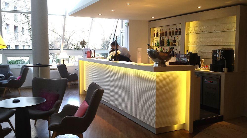 Mercure Montparnasse Pasteur Hotel Paris