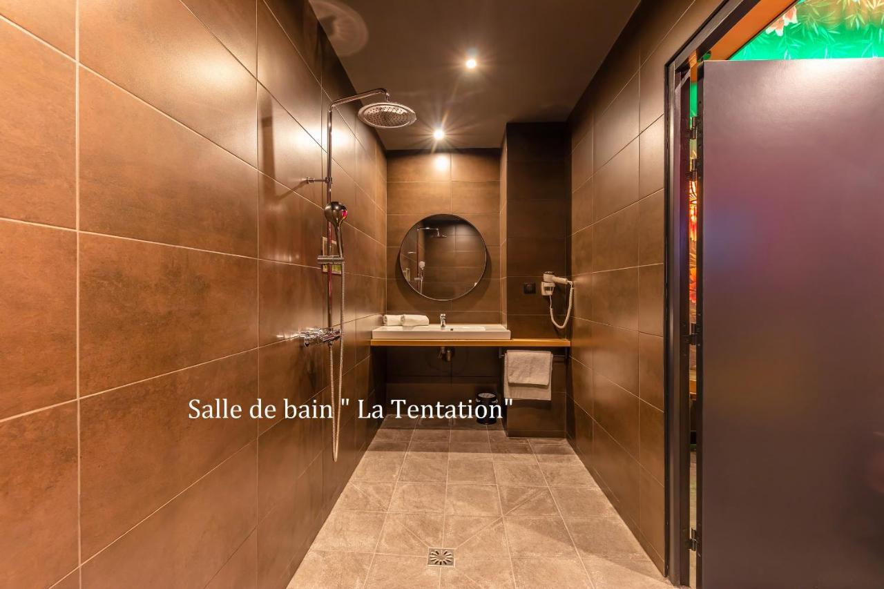Avec Nuit Insolite Au Dandy Et Jacuzzi Privatise (adults Only) Liebeshotel *