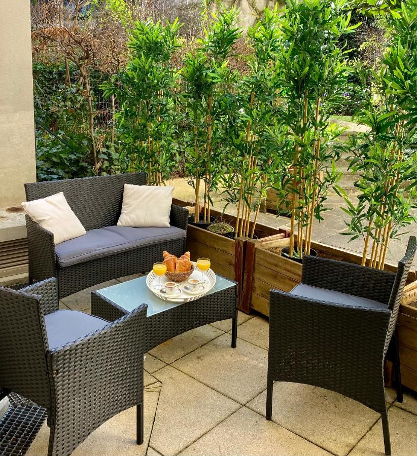 1607b - Wonderful With Terrace On Garden Apartment