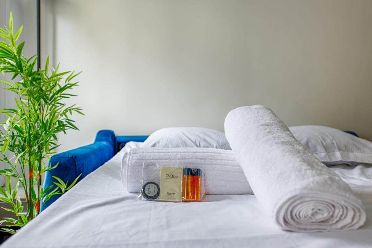 Modern Close To The Champs Elysees - - Welkeys Paris