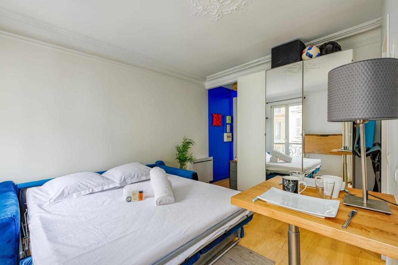 Modern Close To The Champs Elysees - - Welkeys