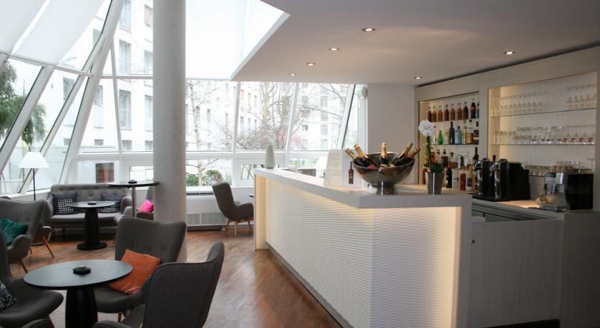 Mercure Montparnasse Pasteur Hotel