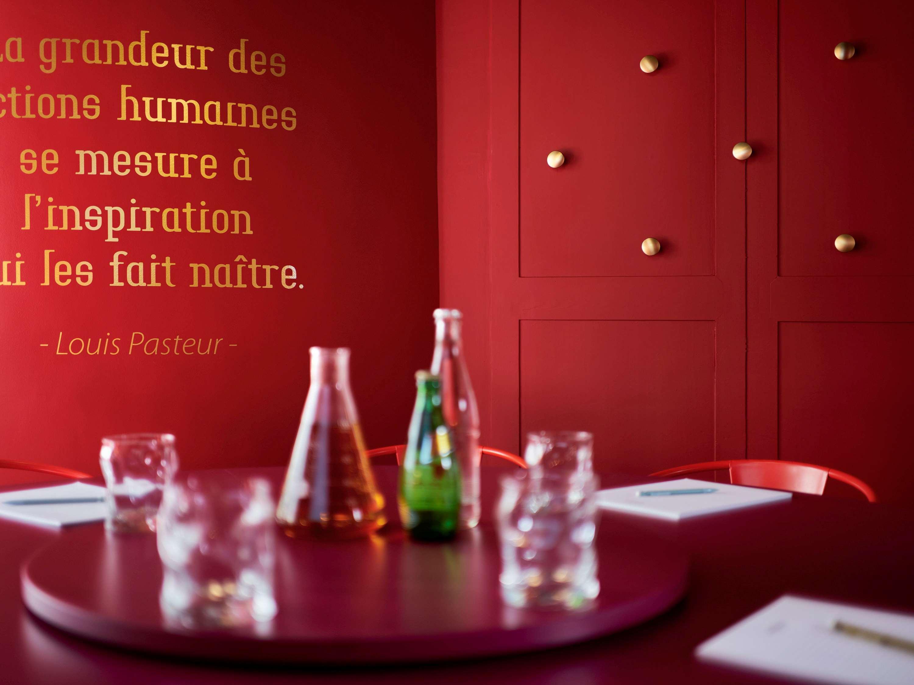 Hotel Mercure Montparnasse Pasteur