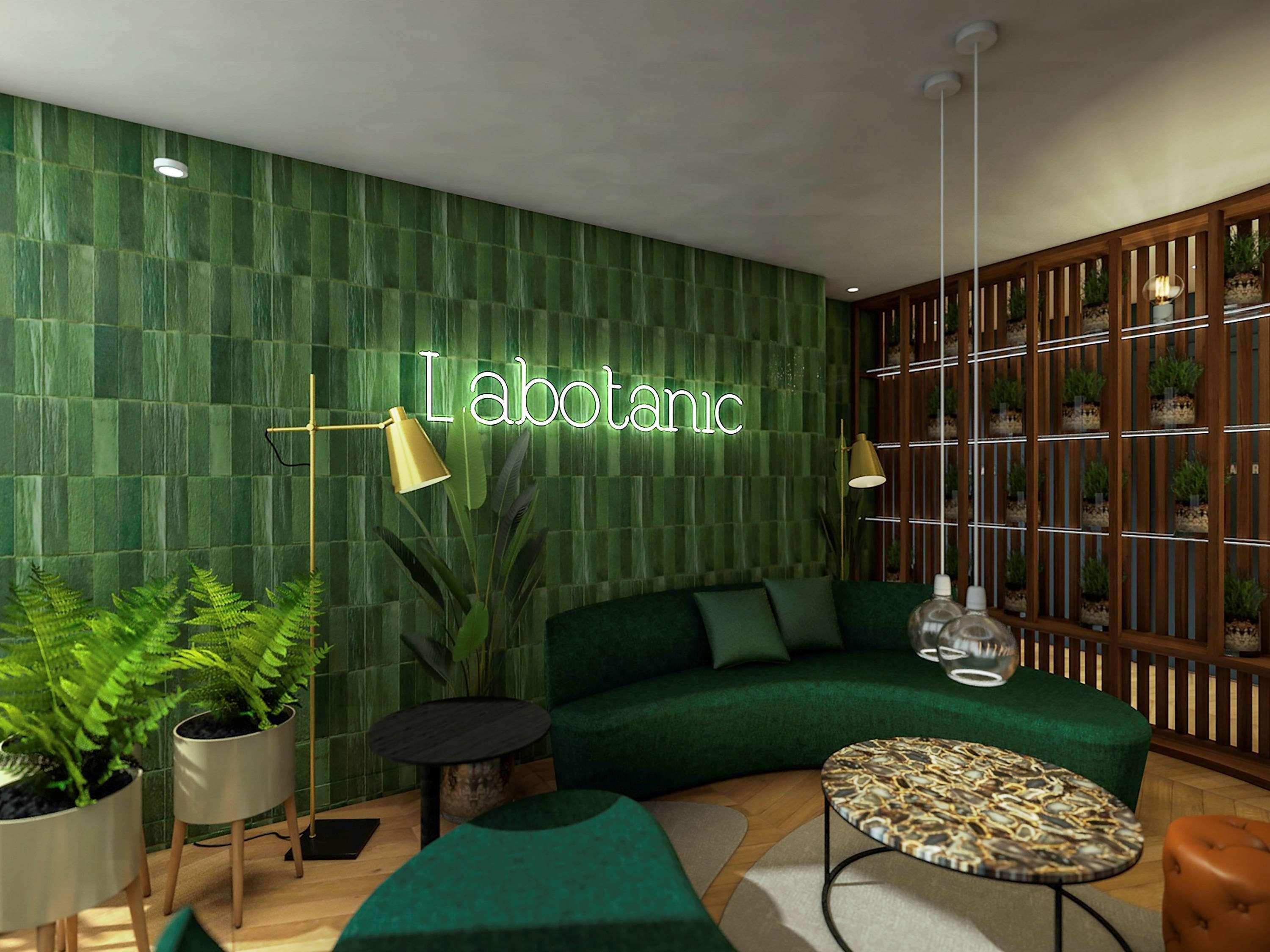 Hotel Mercure Montparnasse Pasteur 4*
