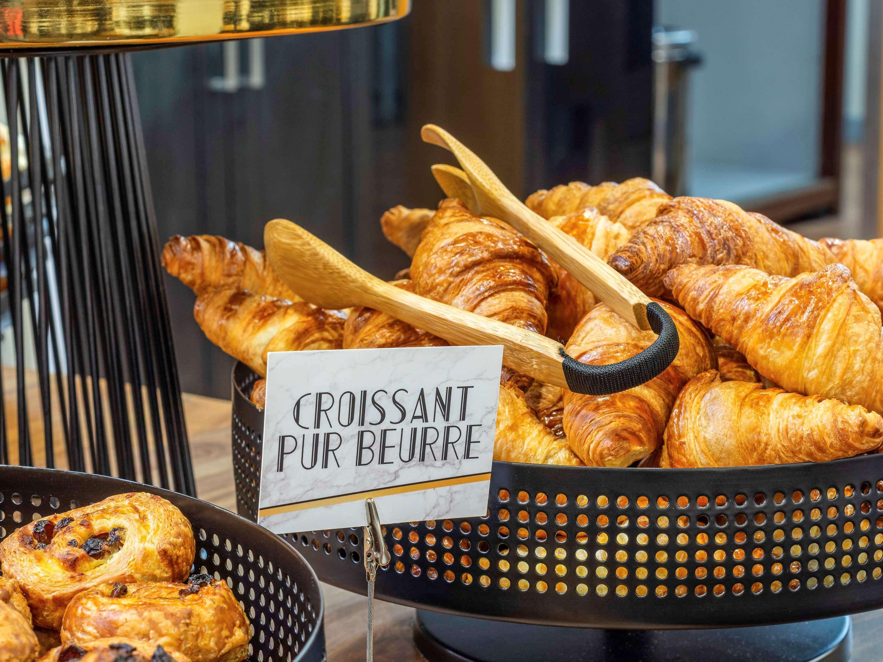 Hotel Mercure Montparnasse Pasteur 4*