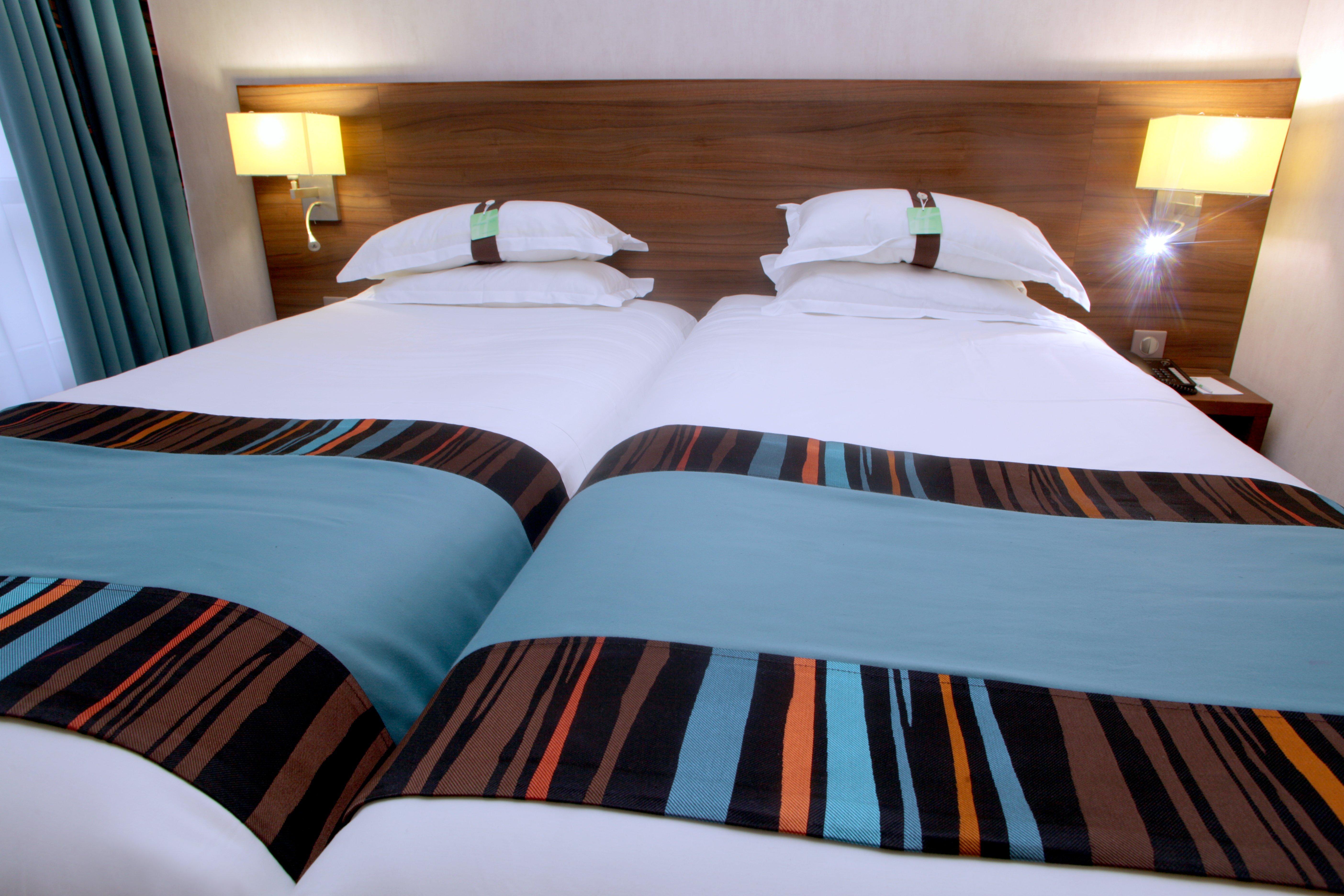 Hotel Montmartre By Ihg Paris