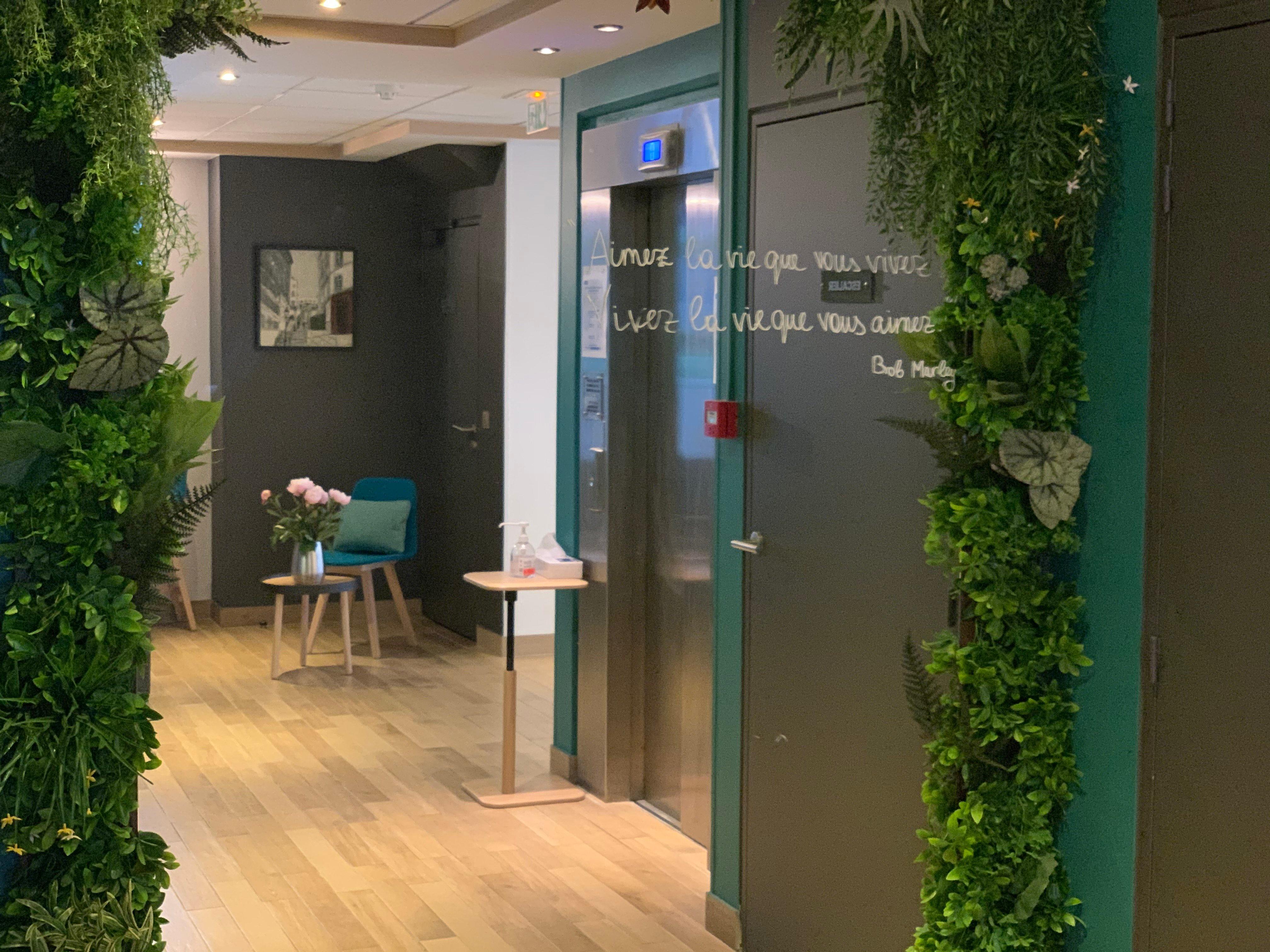 Hotel Montmartre By Ihg