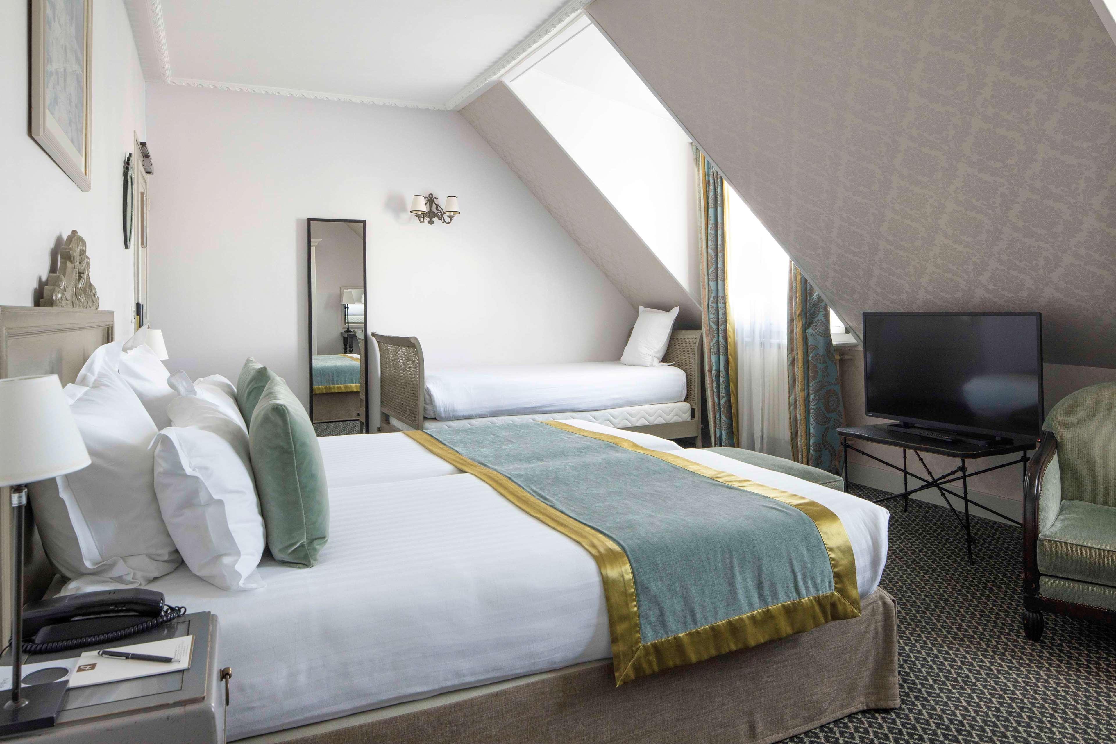 Bradford Elysees - Astotel Hotel 4*