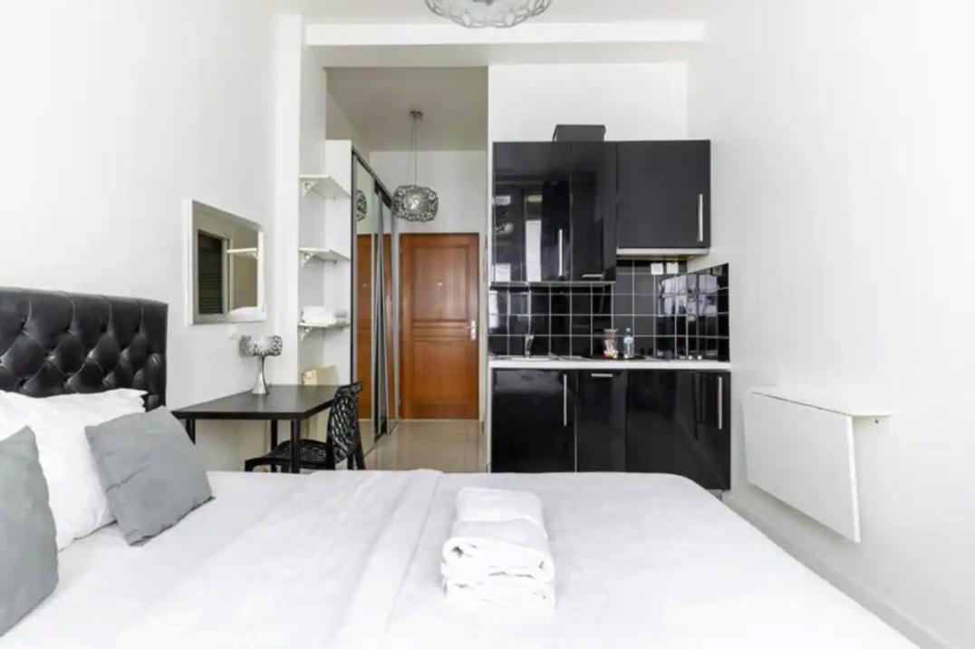 Hsh Studio Tesson Apartment Paris