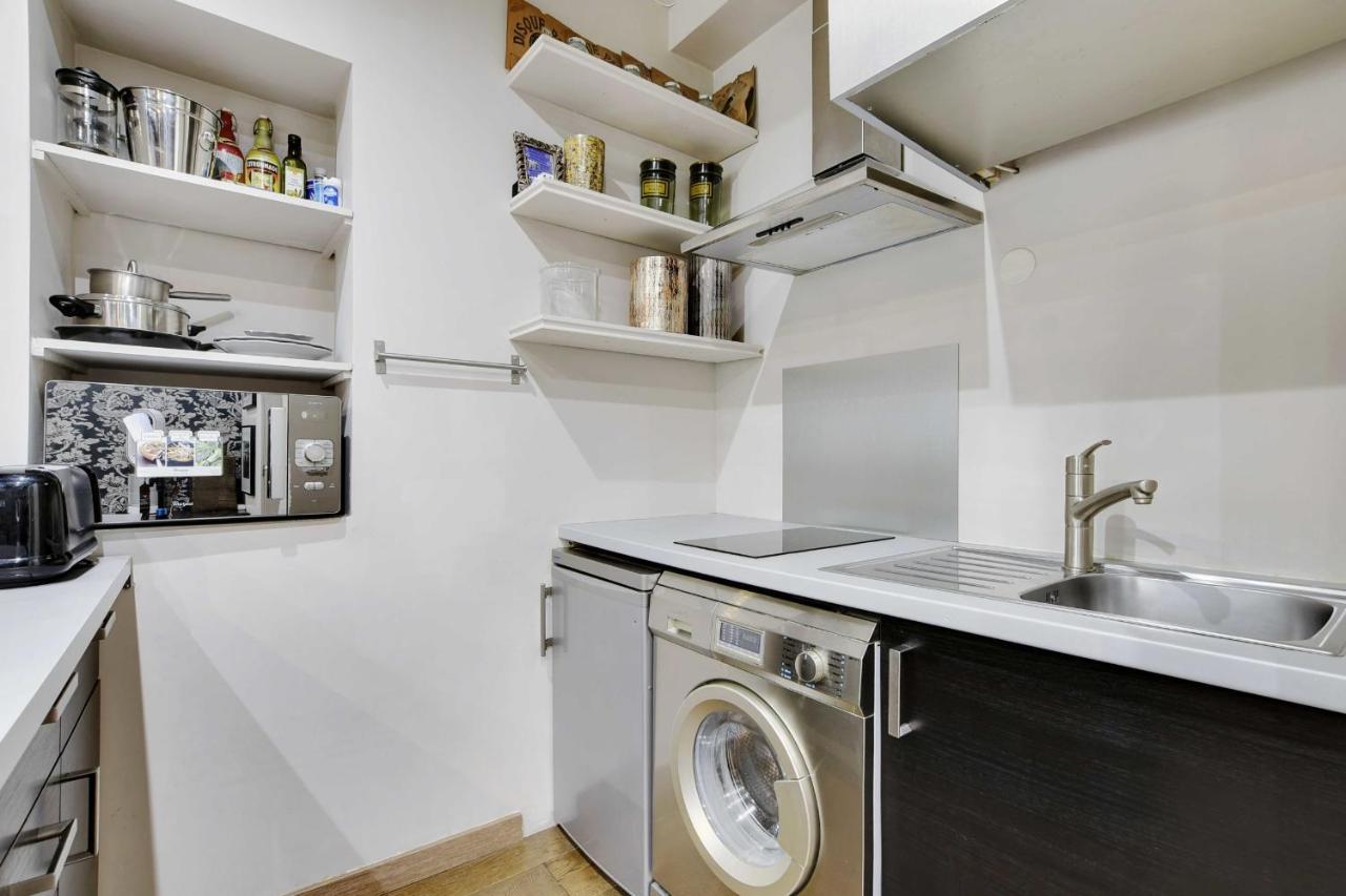 Charming Apt In An Exceptional Location In The Heart Of -louvre Apartment *