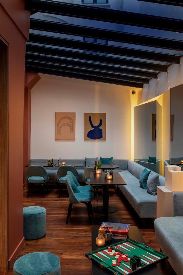 De Nell Hotel