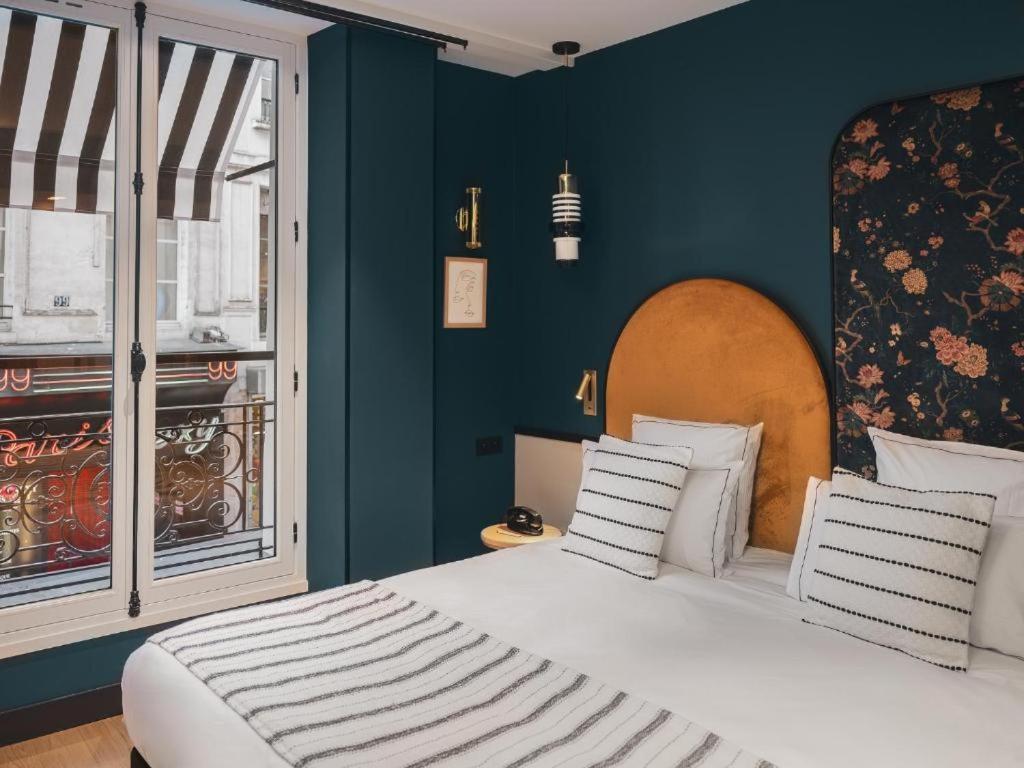 Avec Nuit Insolite Au Dandy Et Jacuzzi Privatise (adults Only) Liebeshotel *