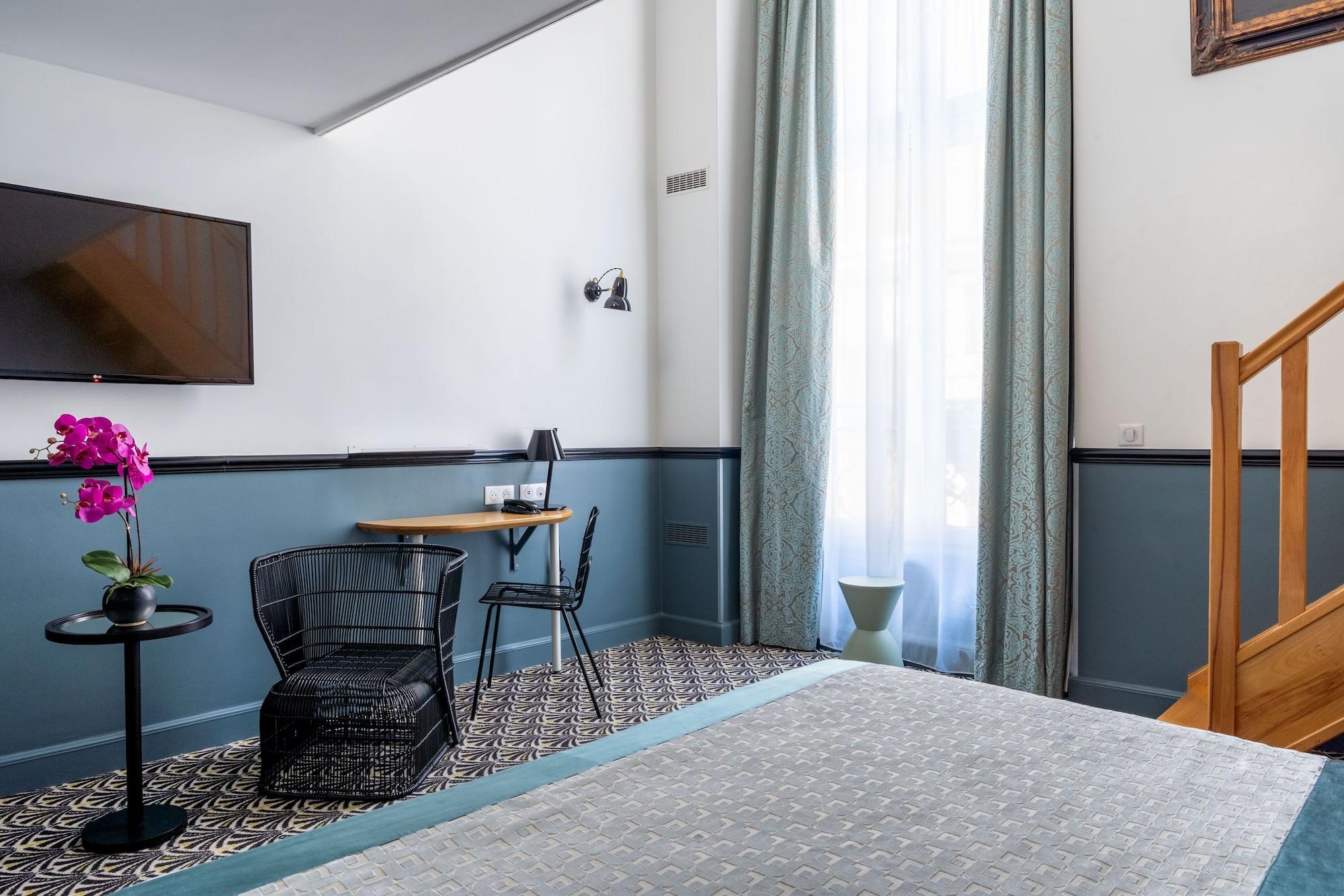 Malte - Astotel 4* Paris