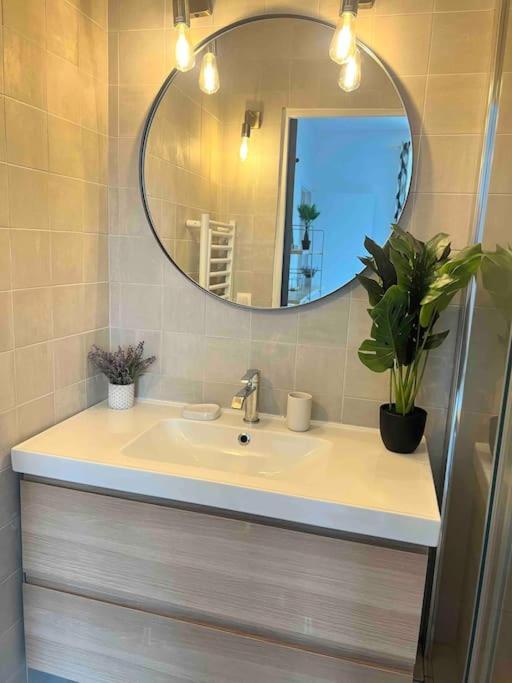 Charme Parisien - Moderne Pres De Bercy & Seine - Ideal Pour Explorer! Appartement