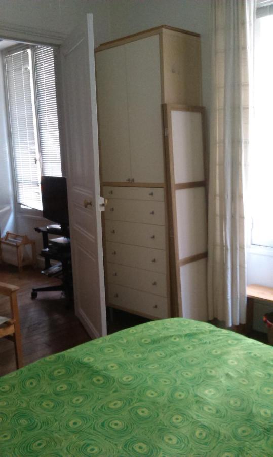 2 Pieces Faubourg Saint Germain 7 * Paris