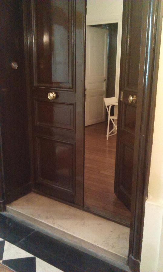 Apartment 2 Pieces Faubourg Saint Germain 7 *