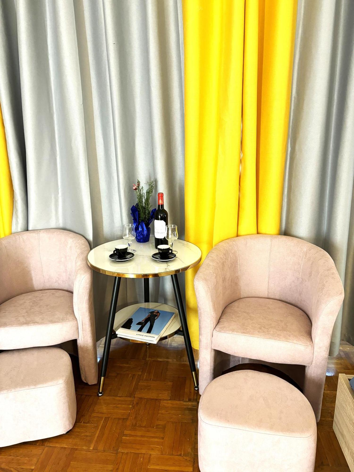 Arena Porte La Chapelle Séjour chez l'habitant *