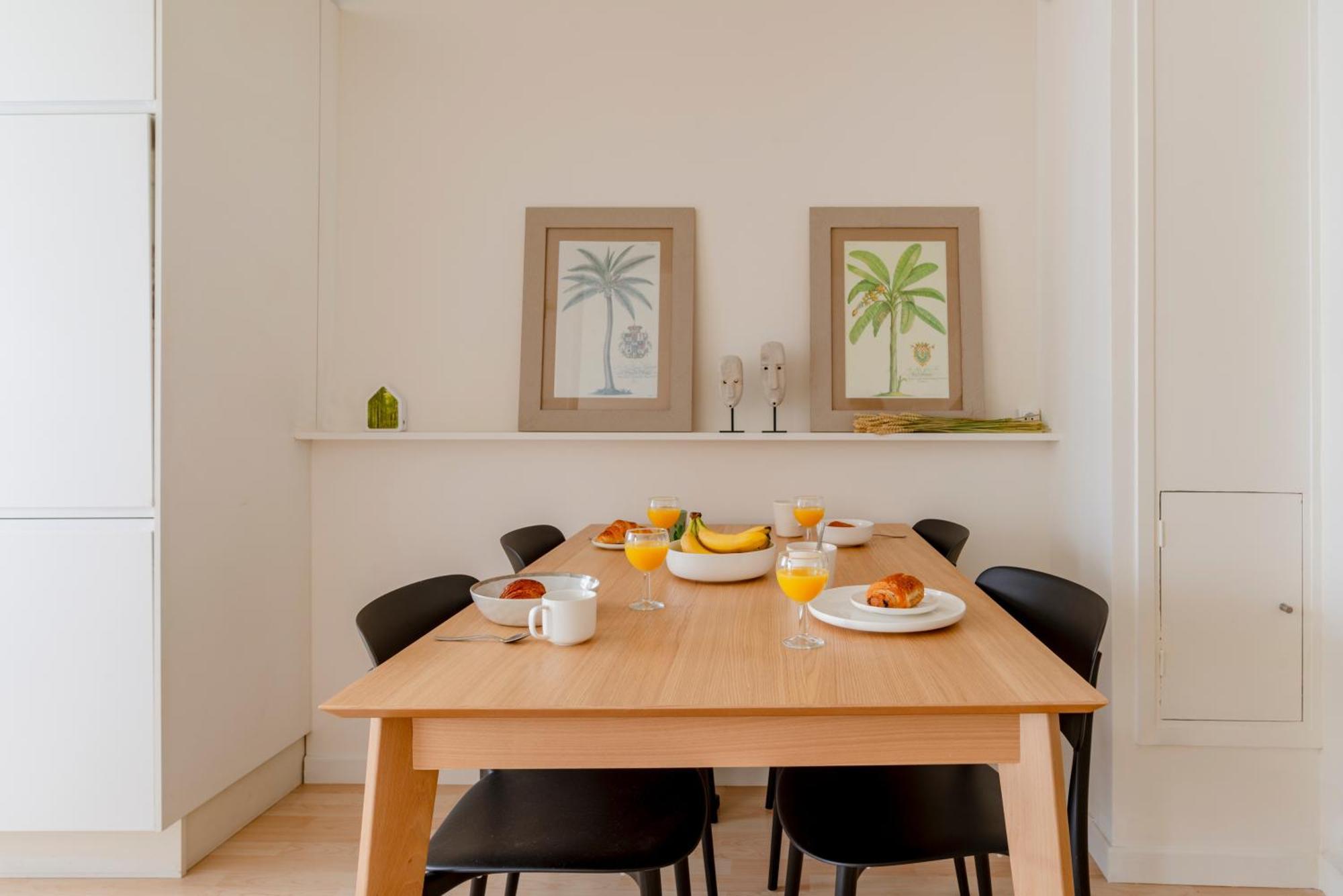Arsonval Design Apartment