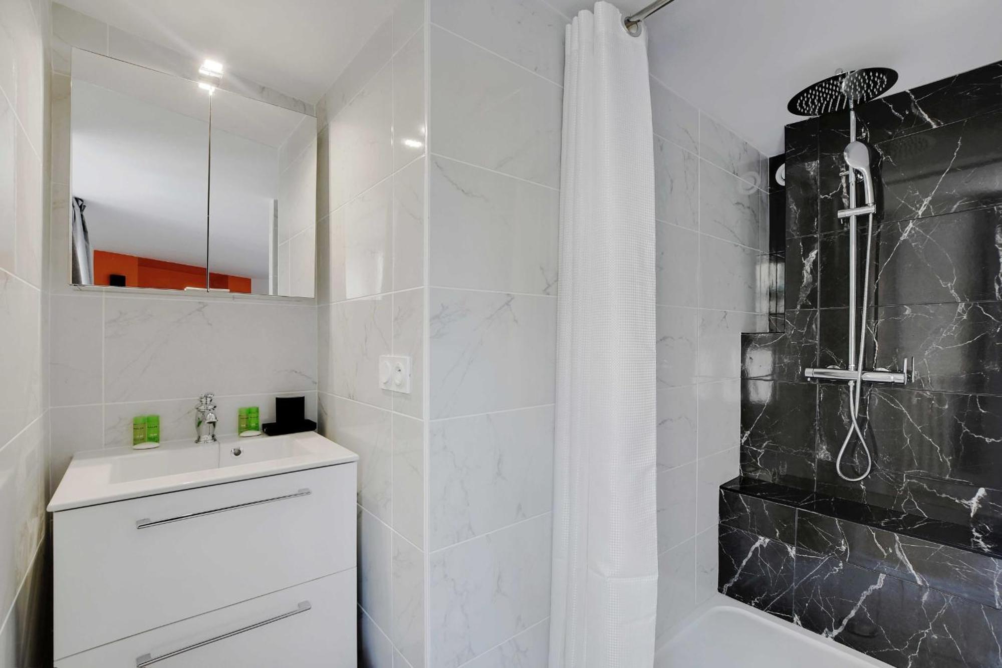 Apartment Cmg - Operagrands Magasins *