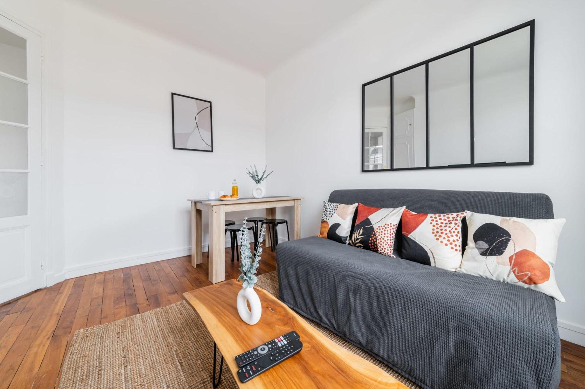 Cosy 2 Pieces Proche Metro - 13 - 4p Apartment