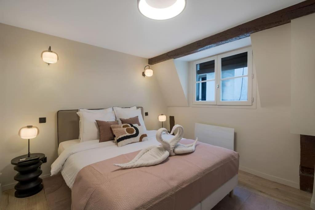 Appartement Studio 2pers # Ile St Louis # Bord De Seine
