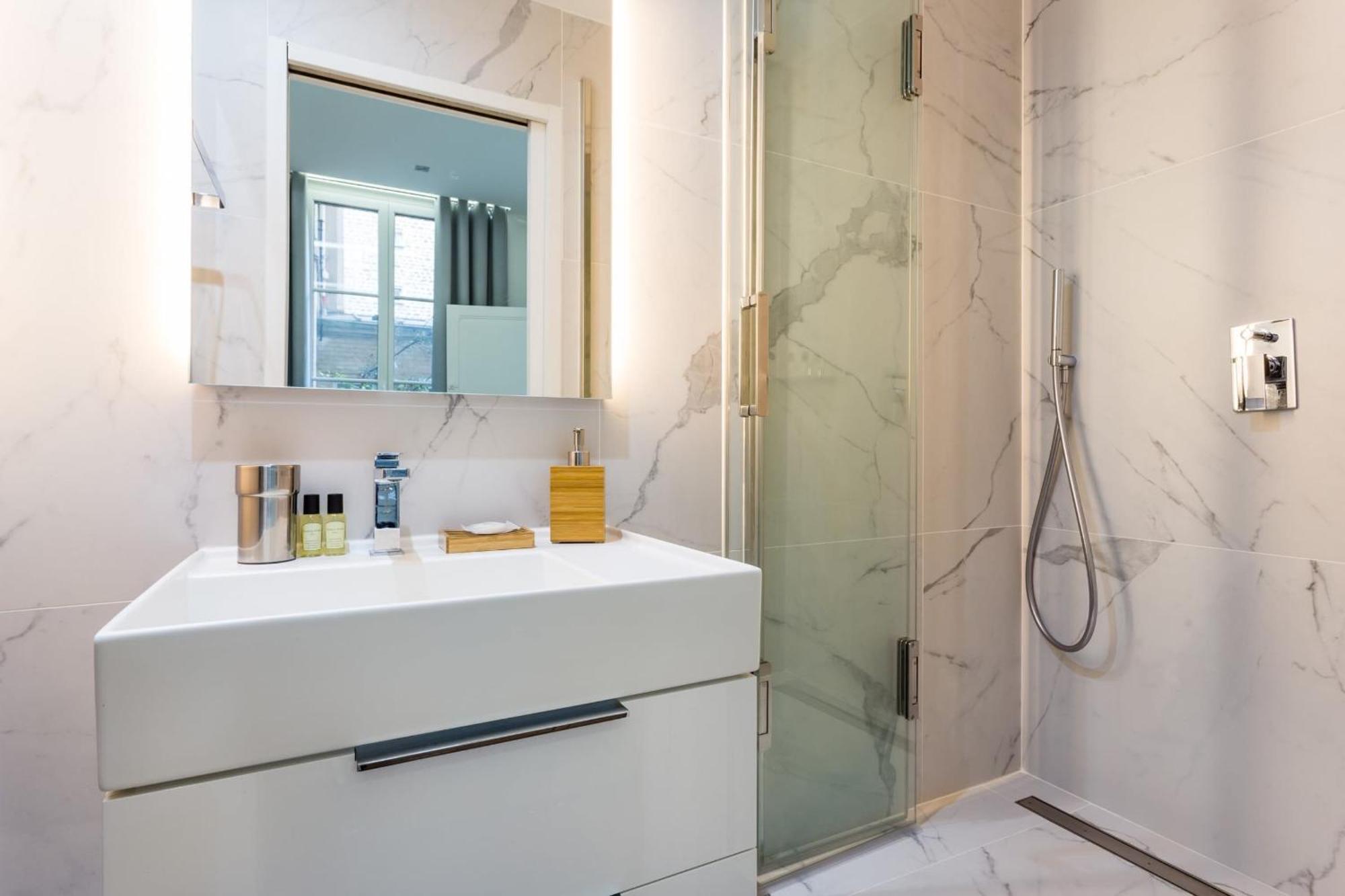Amazing Apartment- Eiffel Towerconvention Apartment Paris