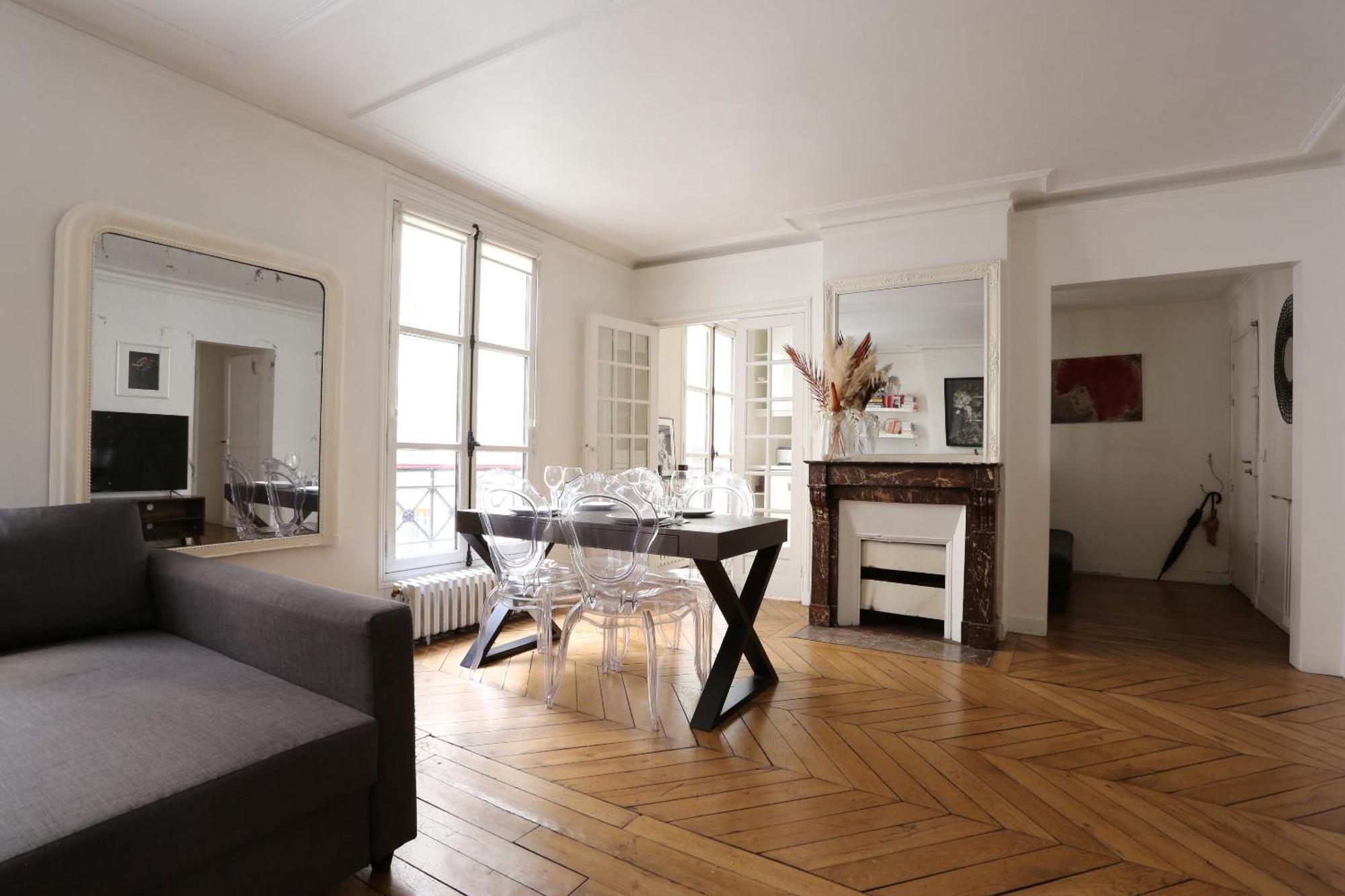 Quartier Montmartre 2 Apartment