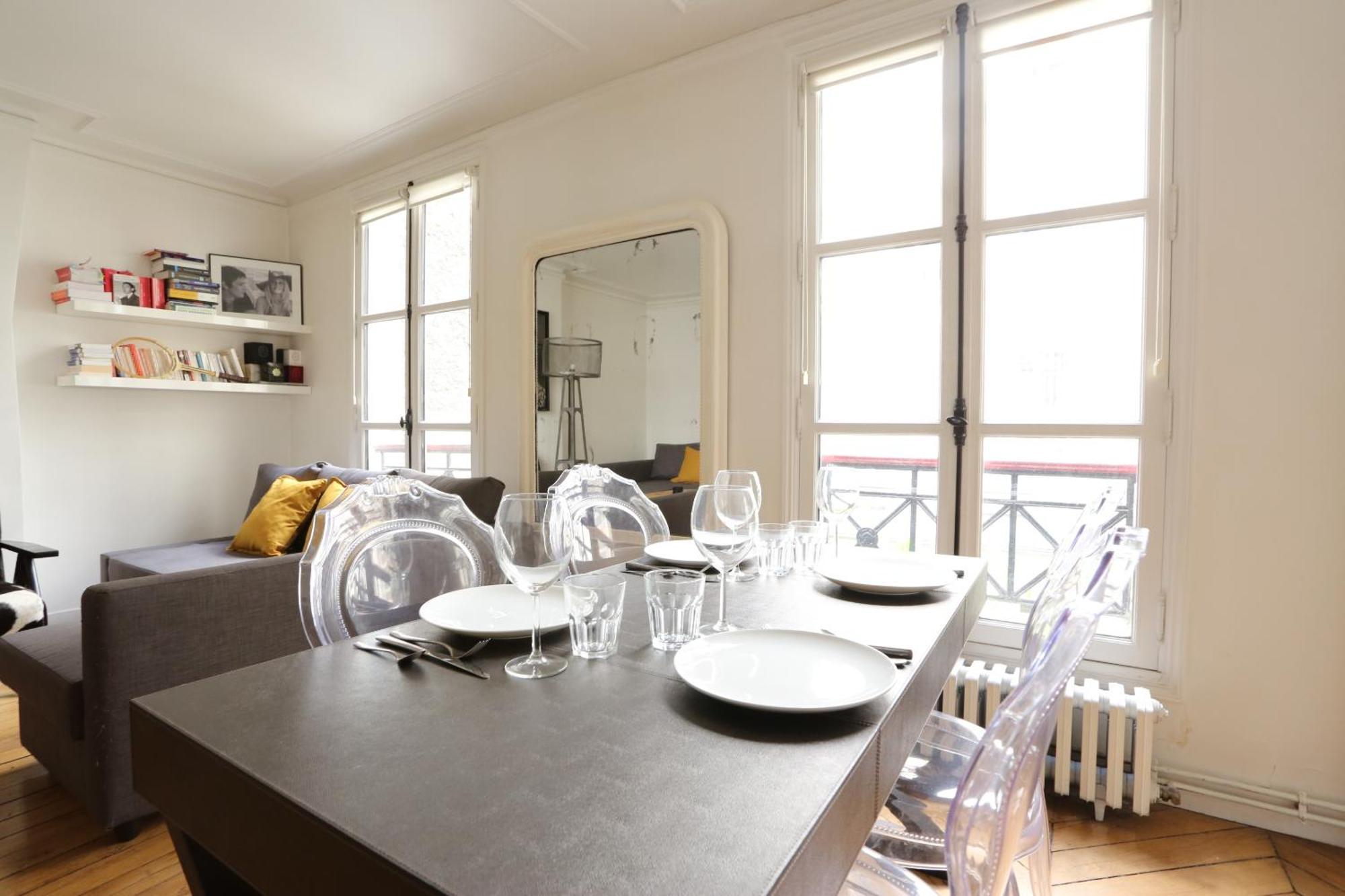 Apartment Quartier Montmartre 2 Paris