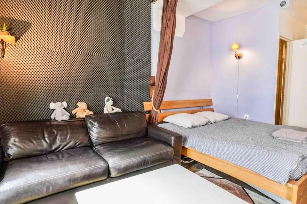 With Cinema@paris Chatelet Appartement Paris