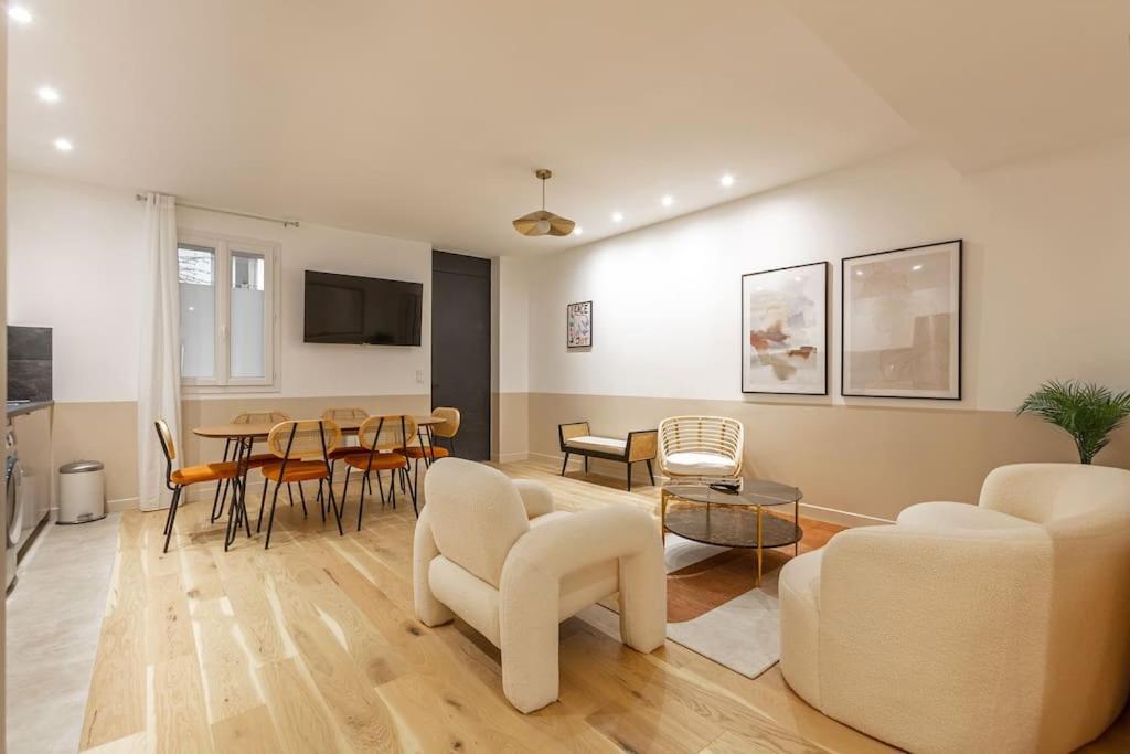 Apartment 6pers#3 Bedrooms#2 Bathrooms#paris 19 Paris