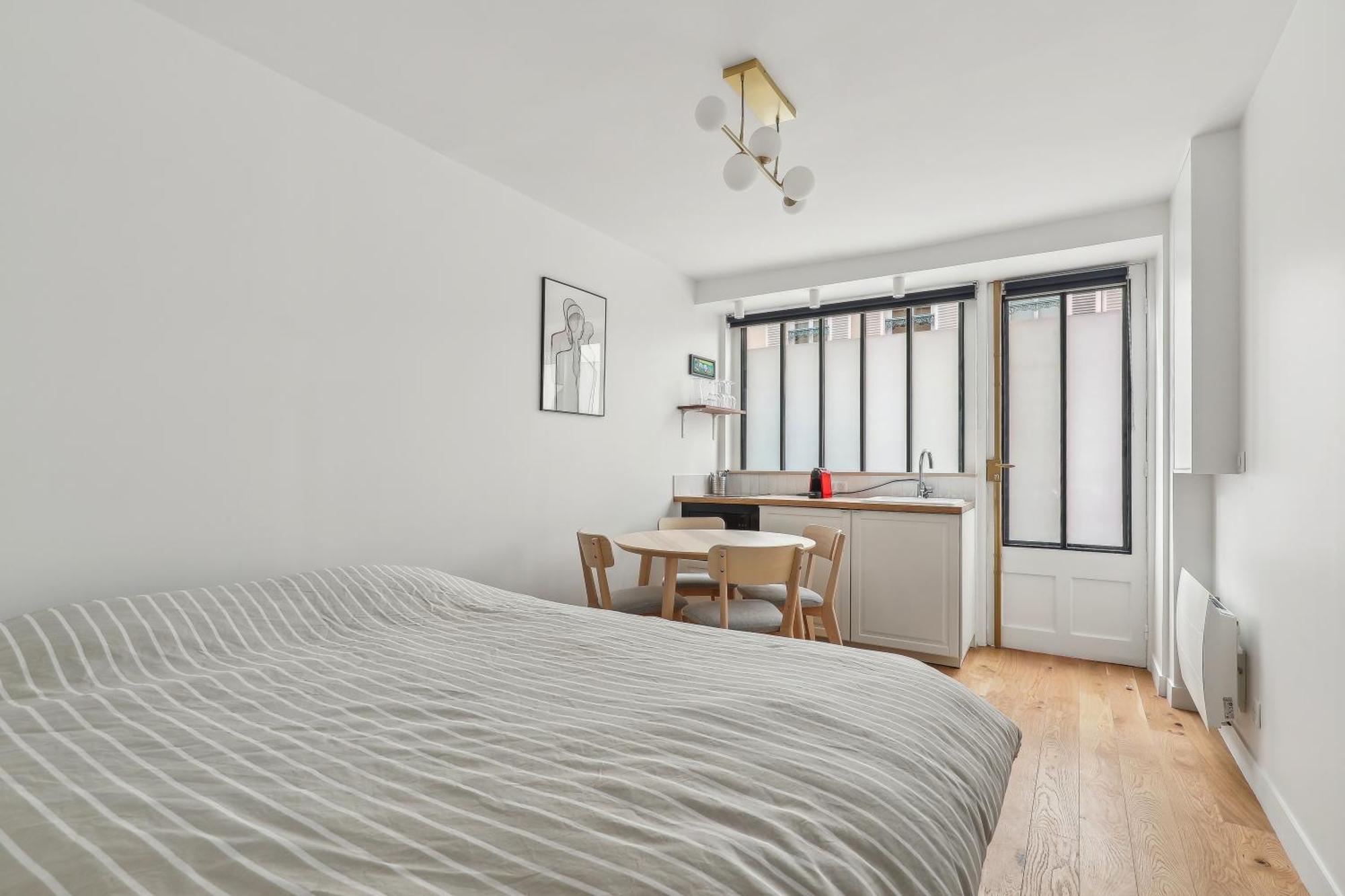 Apartment Cosy In Typical Montmartre *