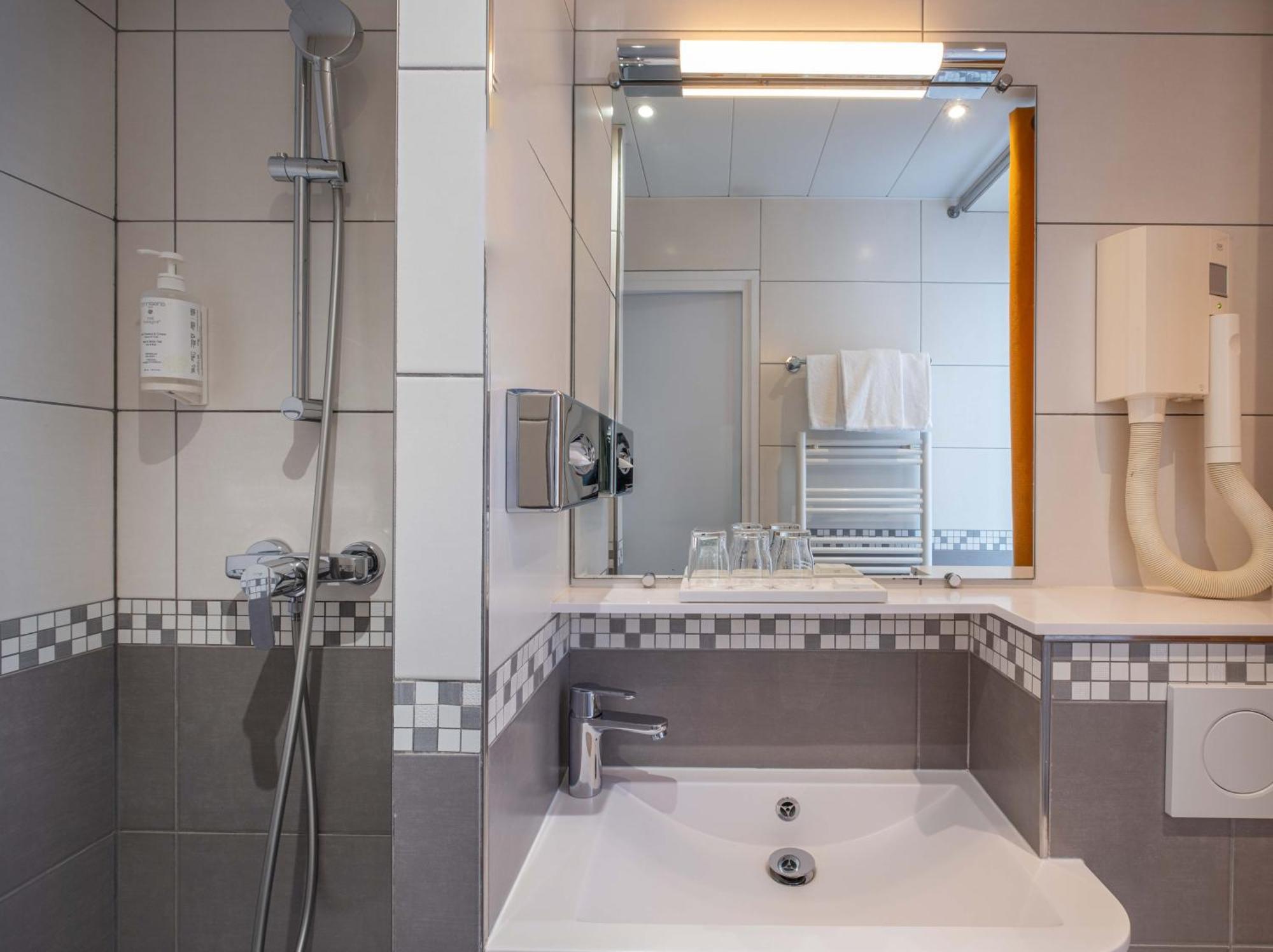 Hotel Marena Paris