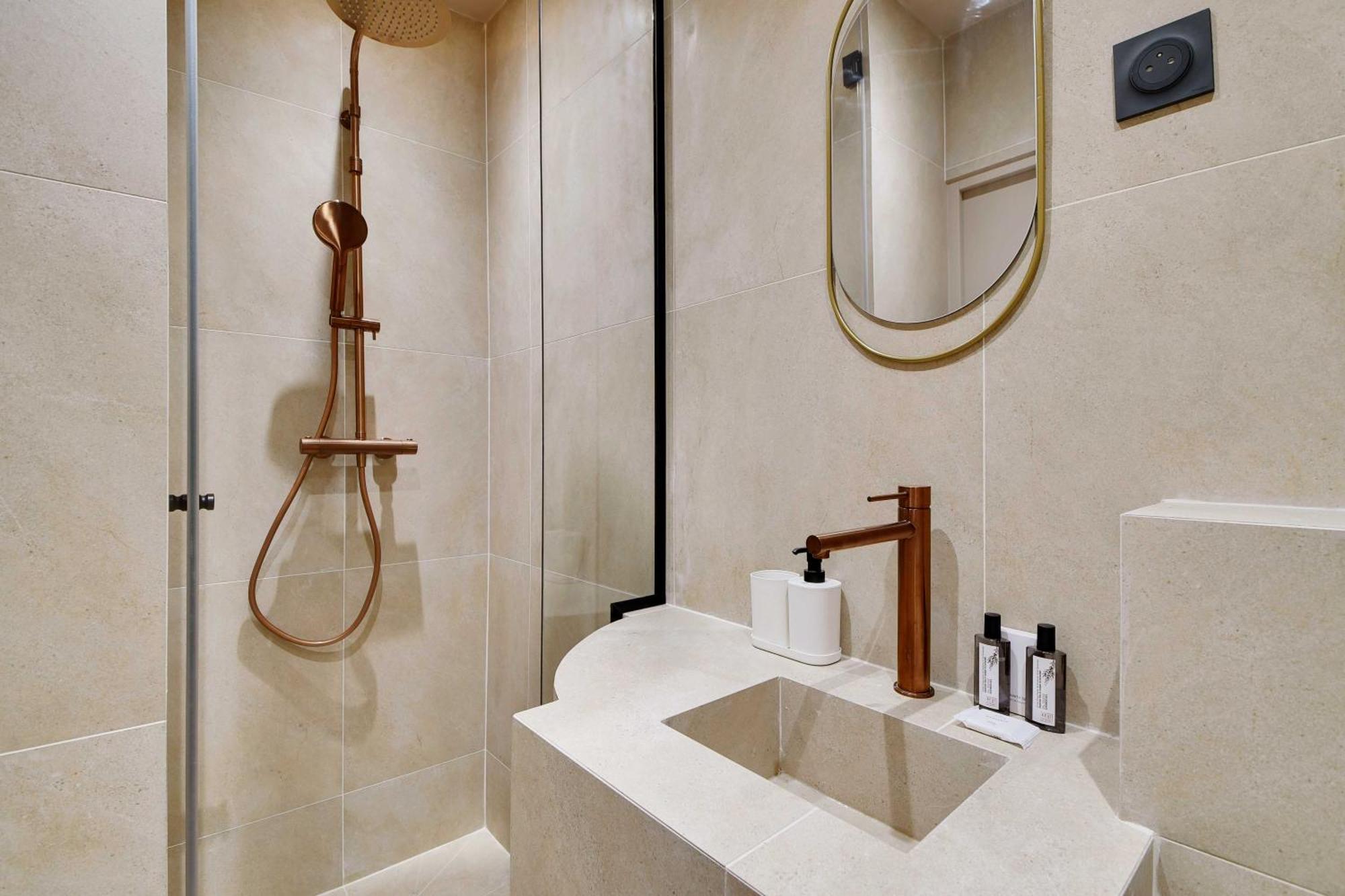 Elegant - 5bd-12p - Heart Of 'le Marais' Apartment Paris