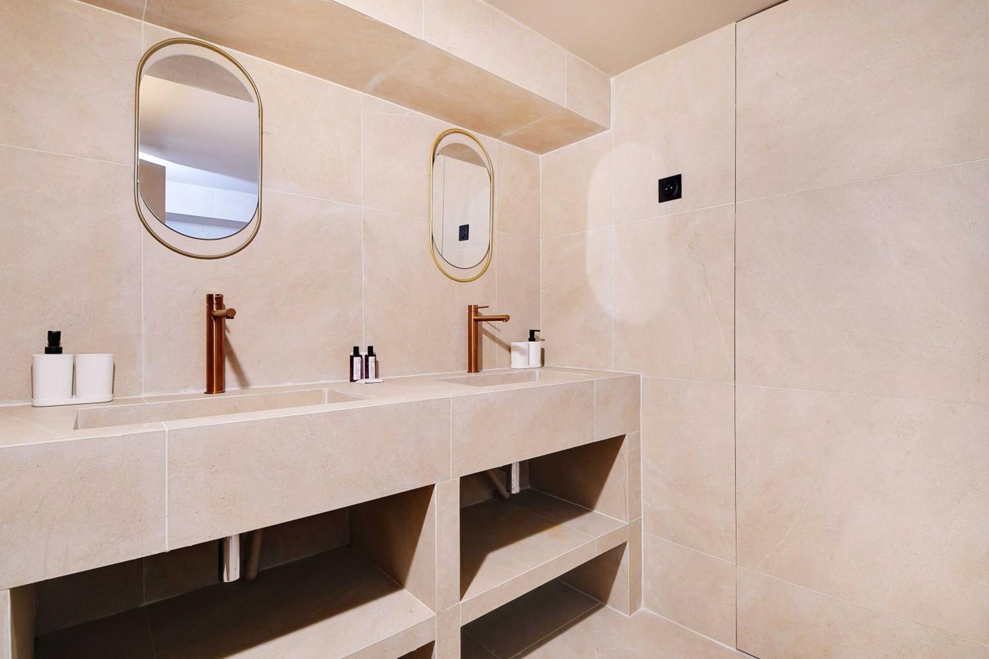 Elegant - 5bd-12p - Heart Of 'le Marais'