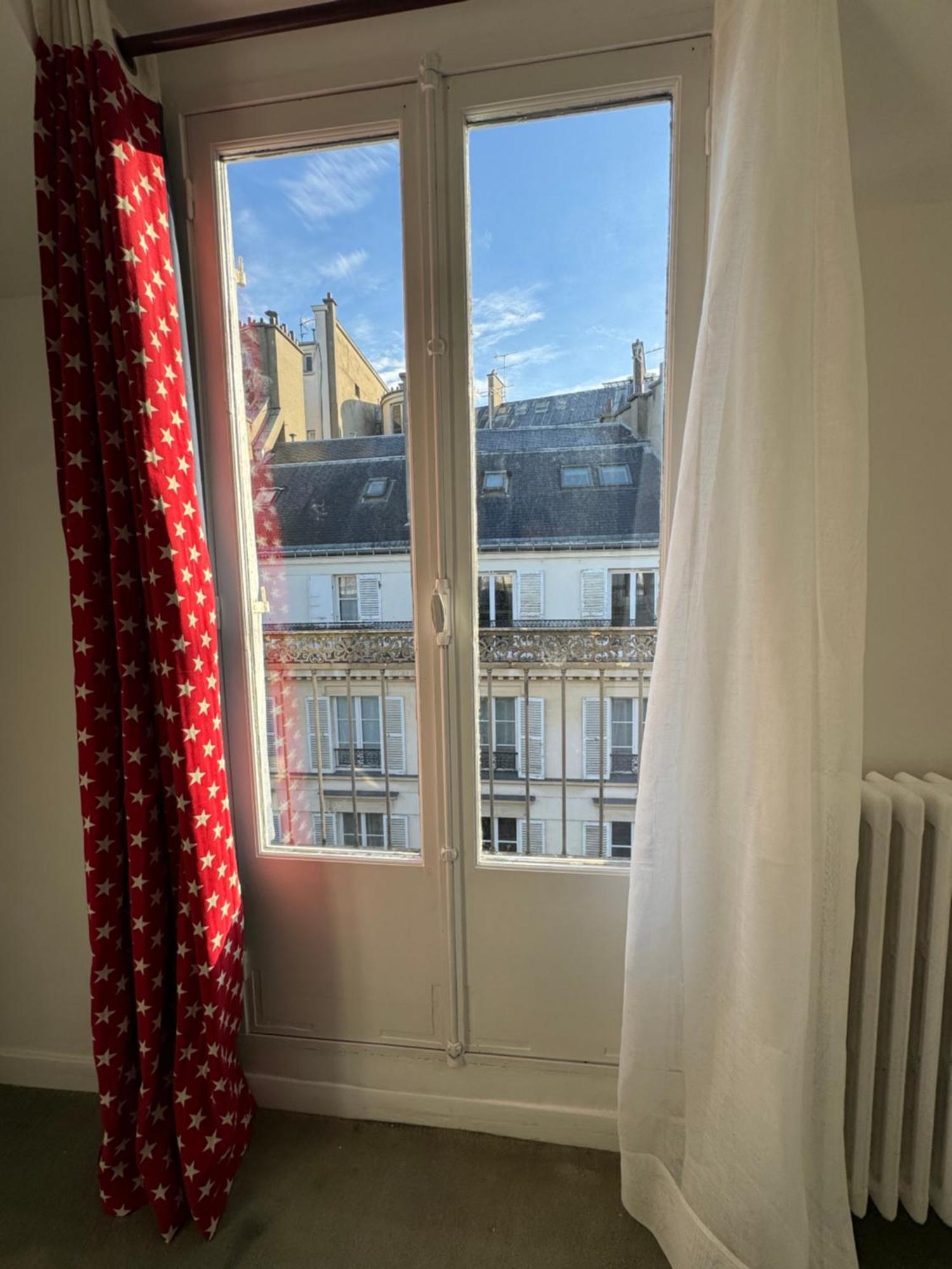 Arc De Triomphe - Champs Elysees - Super Emplacement - 5e Etage - Balcon - 60 M2