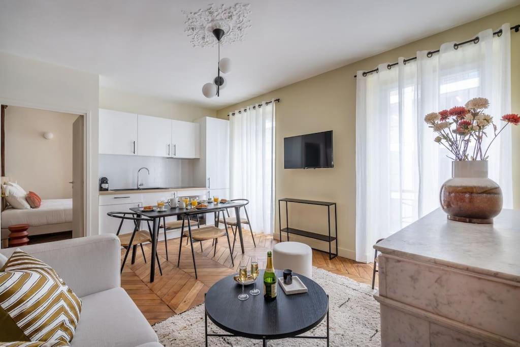 3#two Bedrooms#champs Elysees#arc De Triomphe#ac Paris