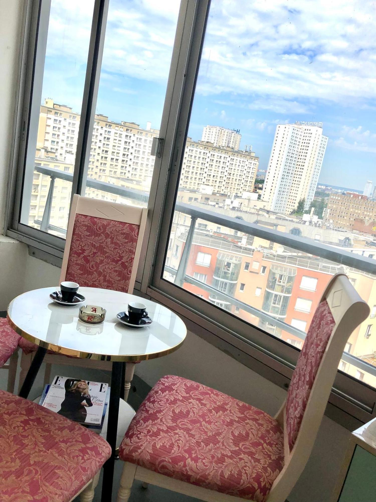 Arena Porte La Chapelle Séjour chez l'habitant *