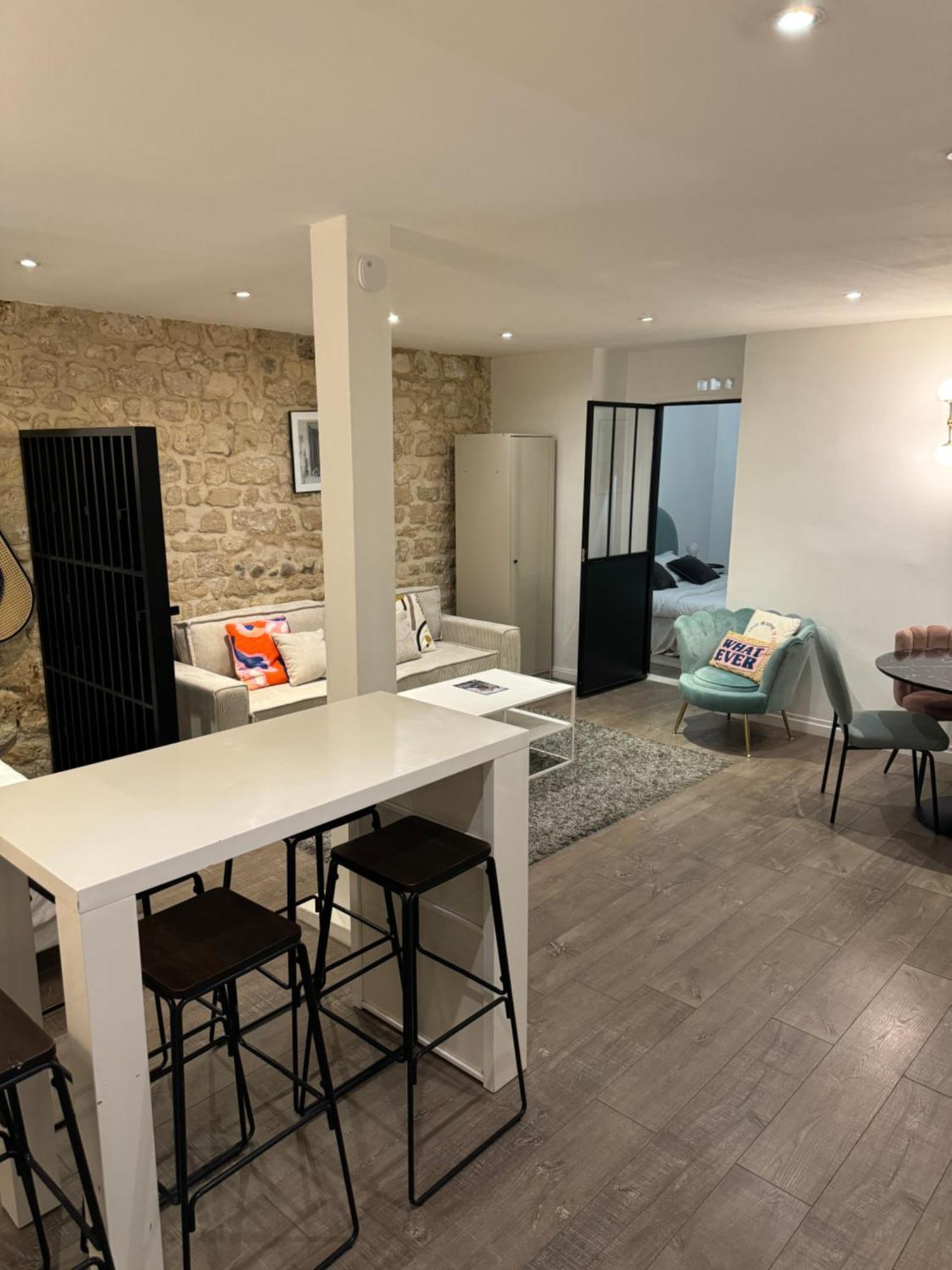 Temple Apartment