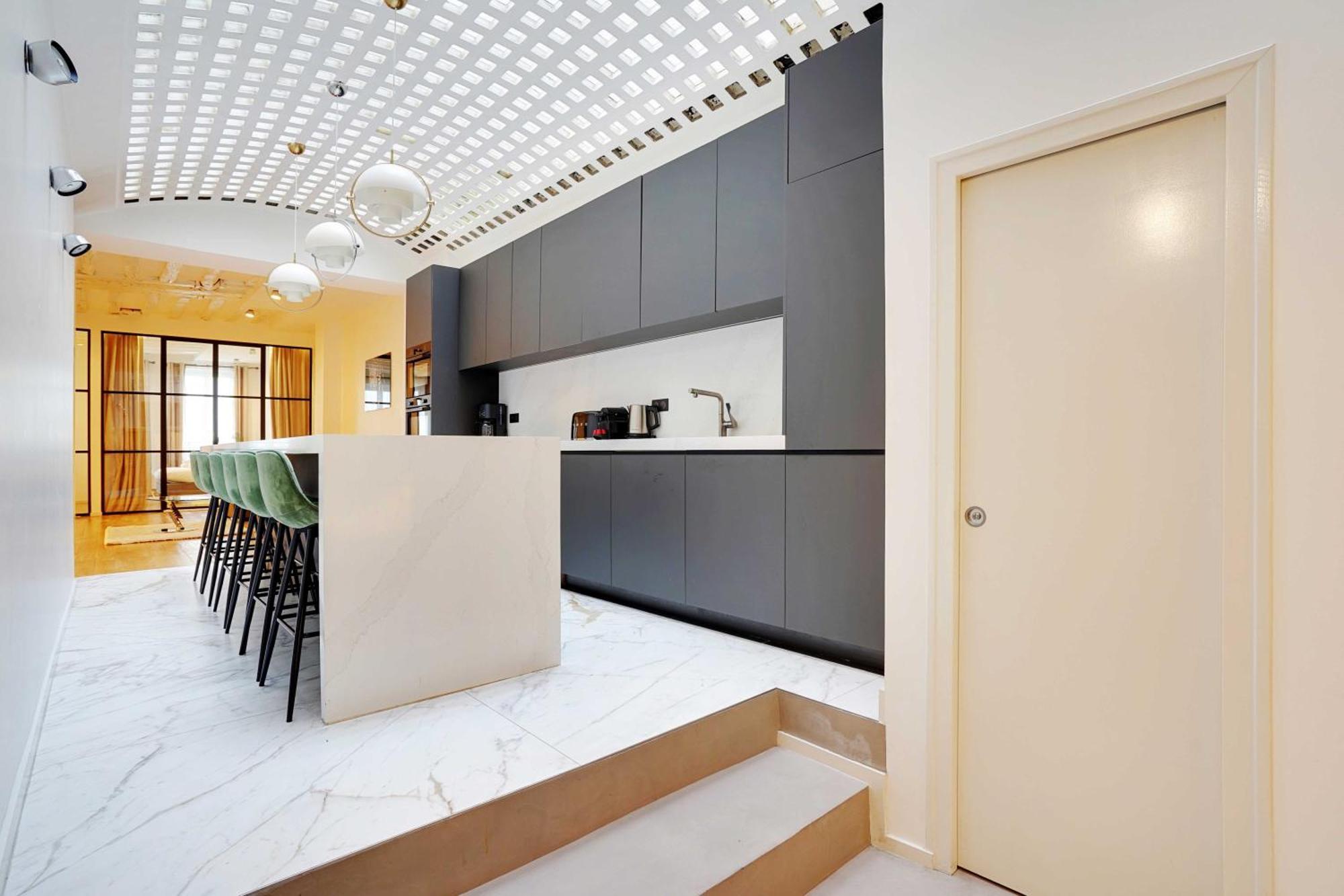 Bright & Cosy Palais Royal Apartment