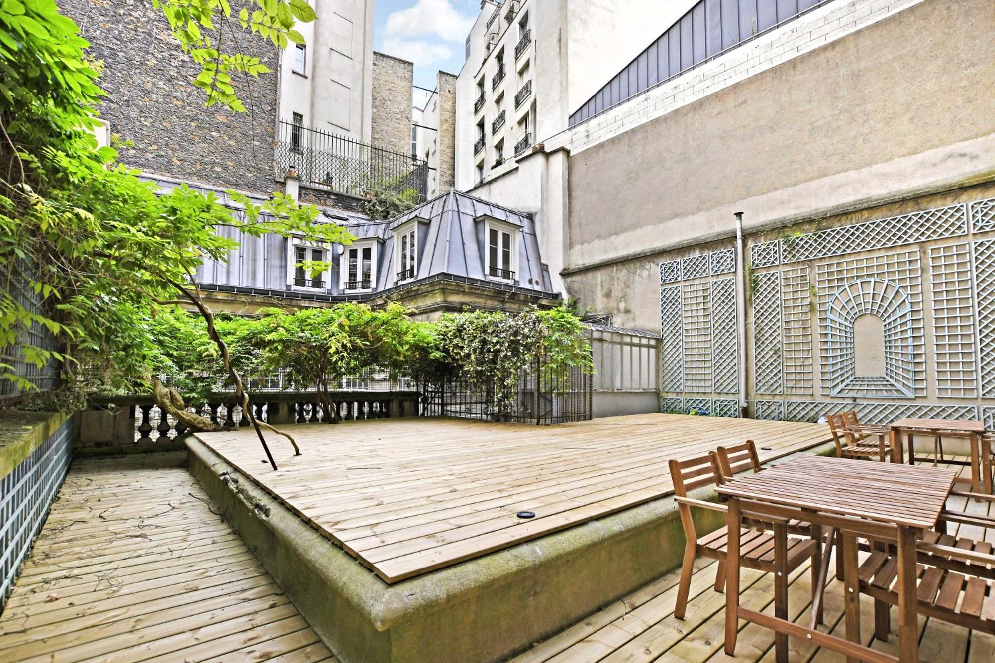 Chic Flat With Garden Terrace -4br-12p - Trocadero