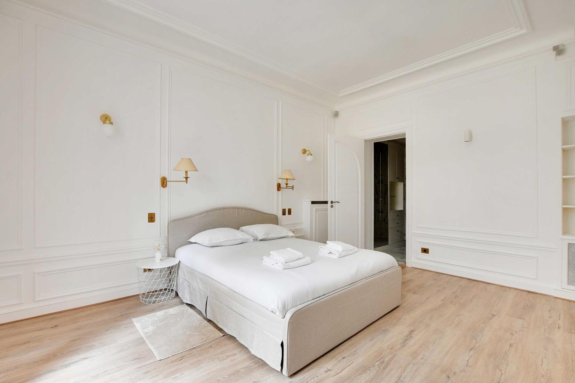 Chic Flat With Garden Terrace -4br-12p - Trocadero Apartment *