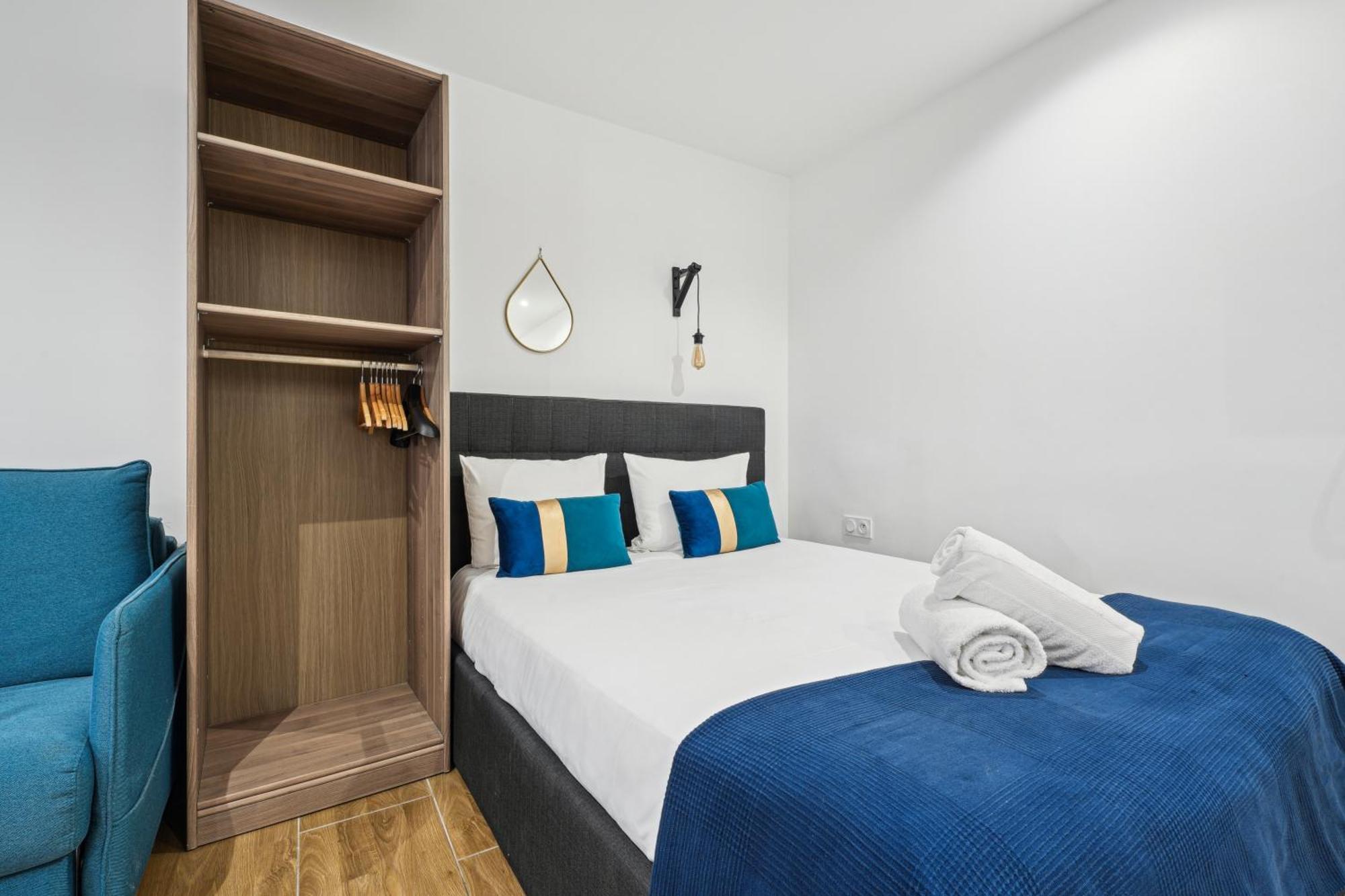 Tour Eiffel Apartment *