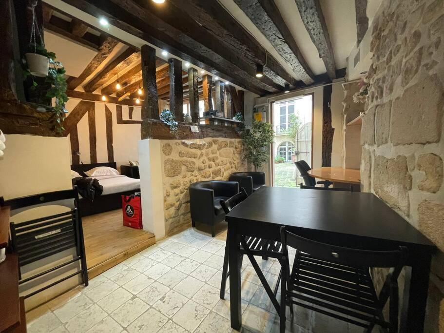 Charming Rue St Andre Des Arts Appartement *