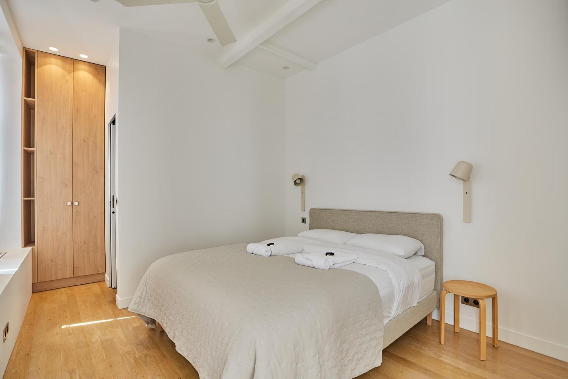 Amazing 2 Bedrooms Center By Prestige Apartment Paris