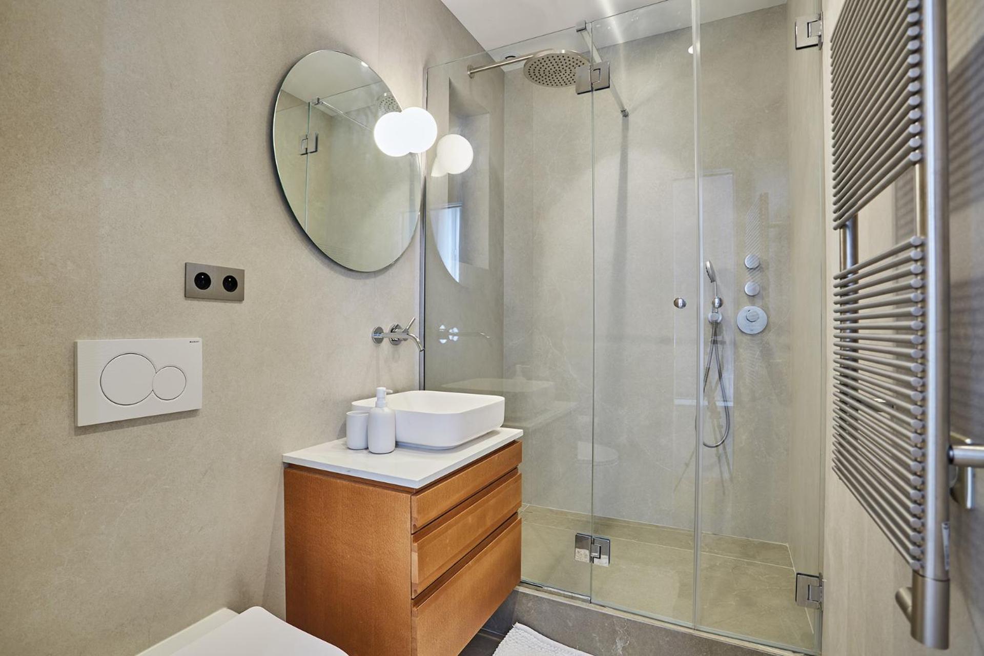 Amazing 2 Bedrooms Center By Prestige * Paris
