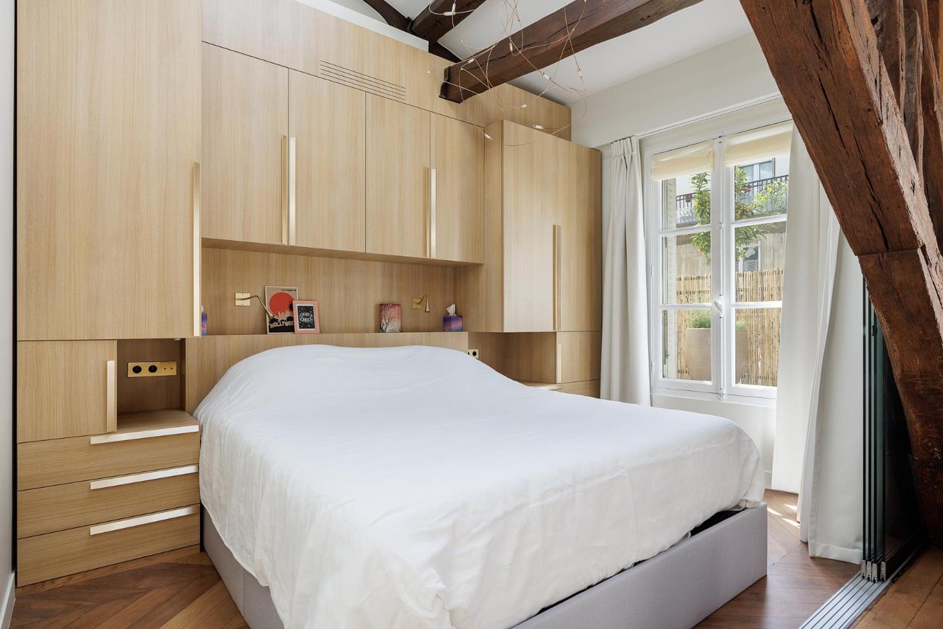 Loft Chic & Cosy, 9, Anvers - Montmartre Apartment