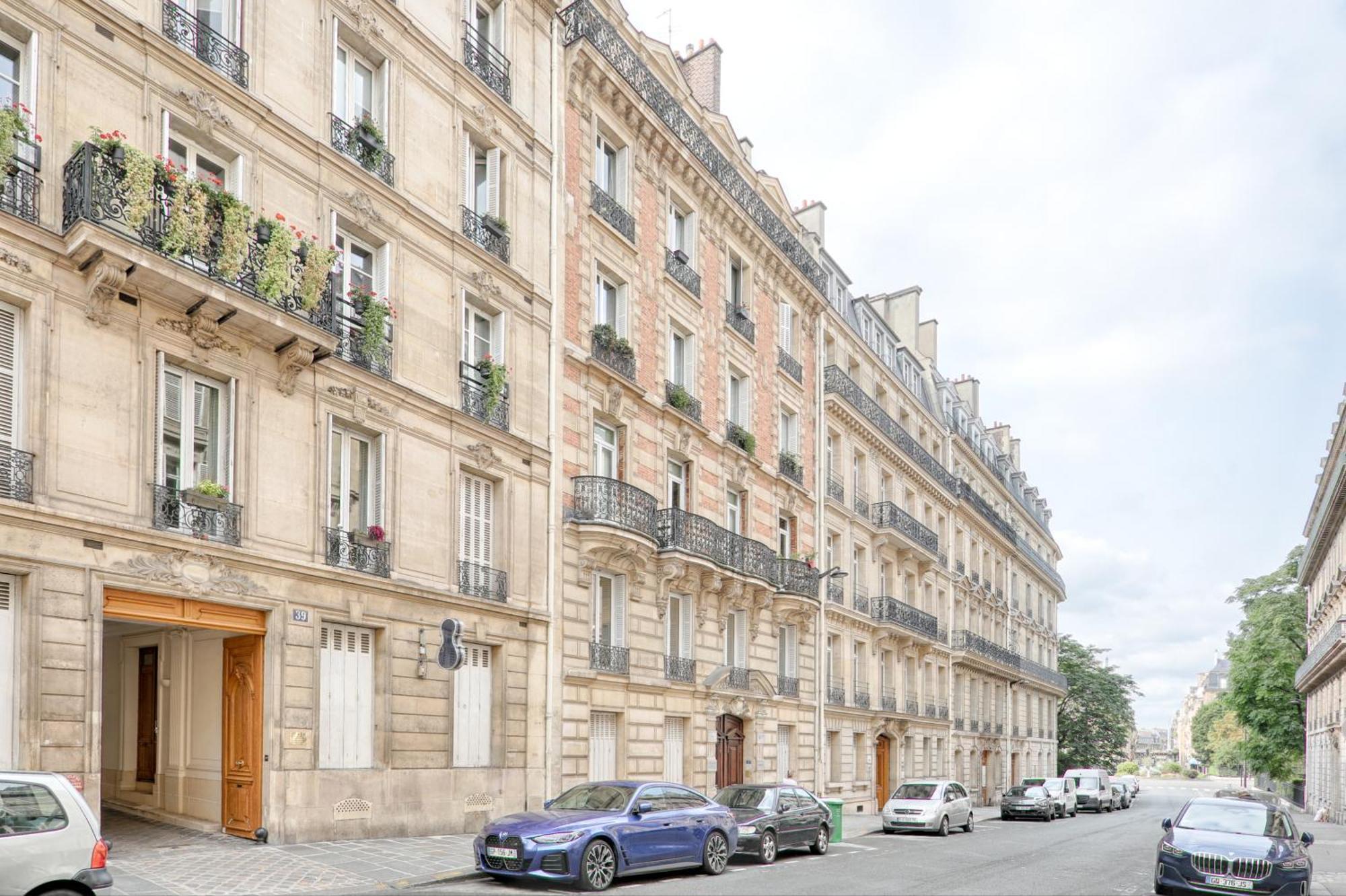 Liege - Saint-Lazare, Best Location Very Central Apartment Paris